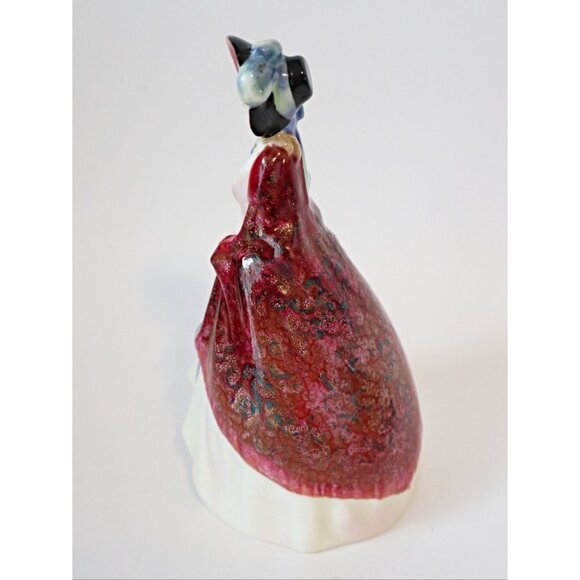 Vintage Royal Doulton Paisley Shawl Lady Porcelain Figurine Designed by L. Harra - Picture 2 of 6